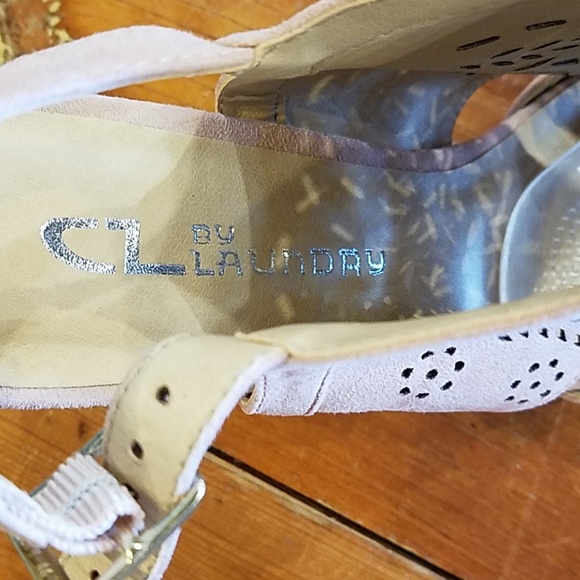 cl by laundry block heel